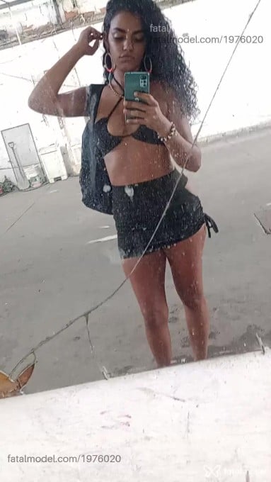 Acompanhante mulher com cabelo castanho de olhos castanhos em Rio de Janeiro - Phaella