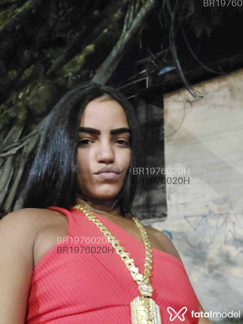 Acompanhante mulher com cabelo castanho de olhos castanhos em Rio de Janeiro - Phaella