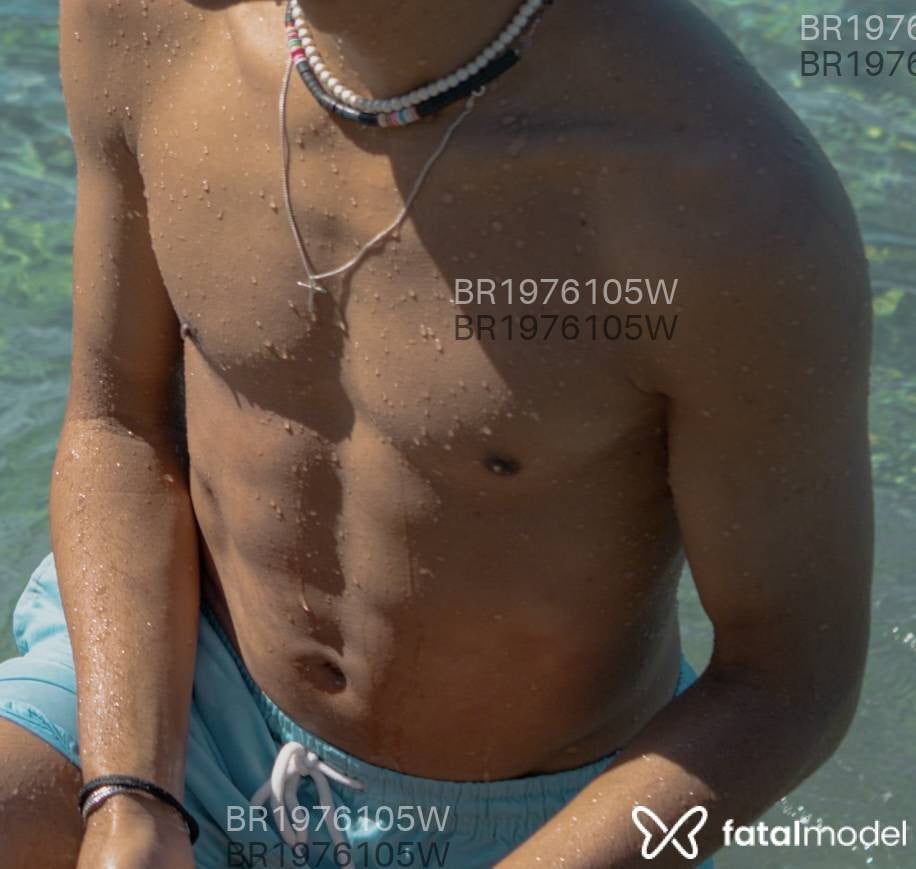 Acompanhante homem morena (o) de olhos castanhos em Rio de Janeiro - Leozin
