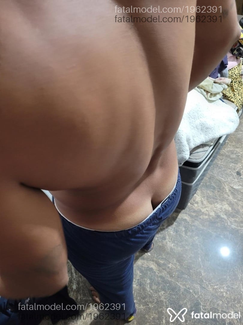 Acompanhante homem morena (o) de olhos pretos em Rio de Janeiro - Karioca