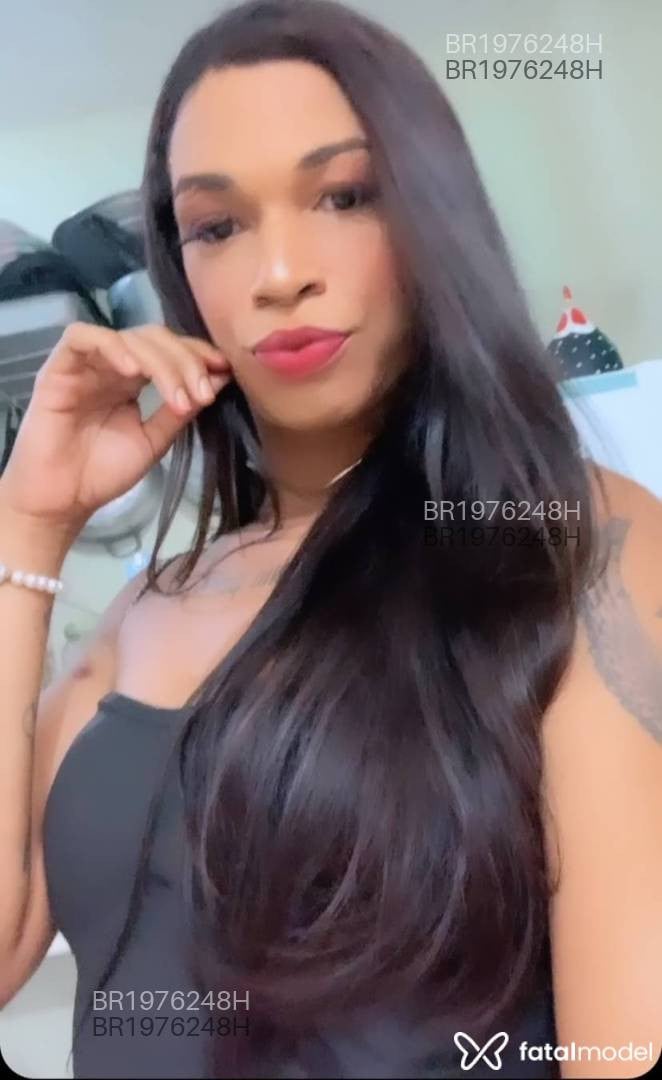 Acompanhante mulher trans morena (o) de olhos pretos em Salvador - Luana