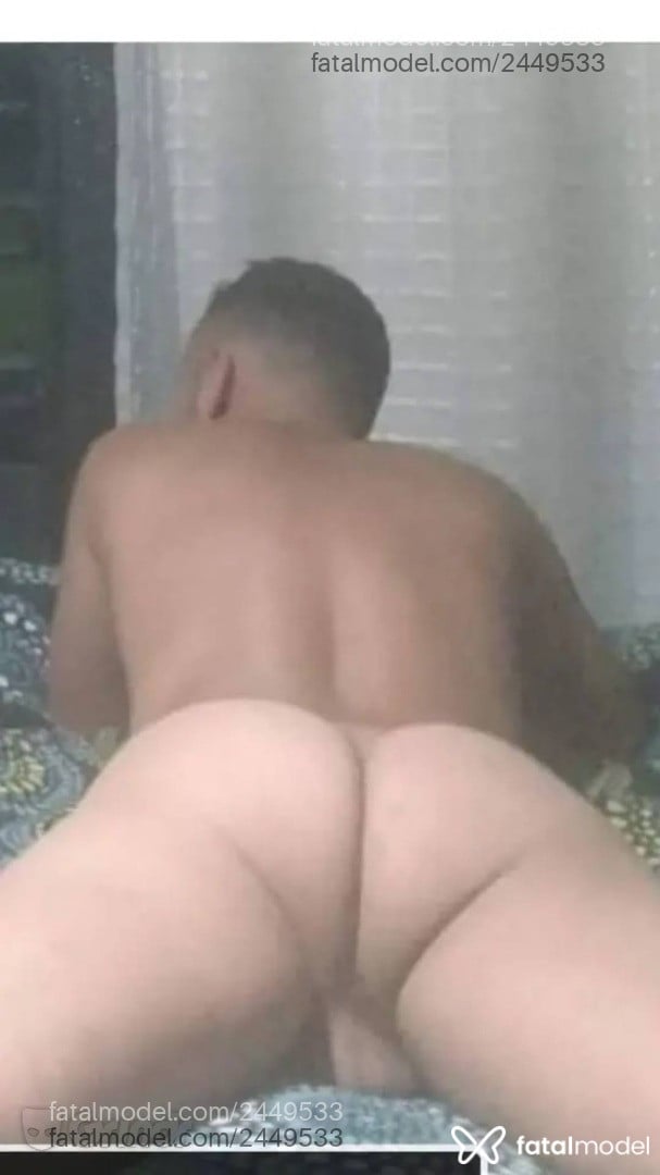 Acompanhante homem com cabelo castanho de olhos castanhos em Balneário Pinhal Acompanhante homem com cabelo castanho de olhos castanhos em Balneário Pinhal - Kaio Vargas