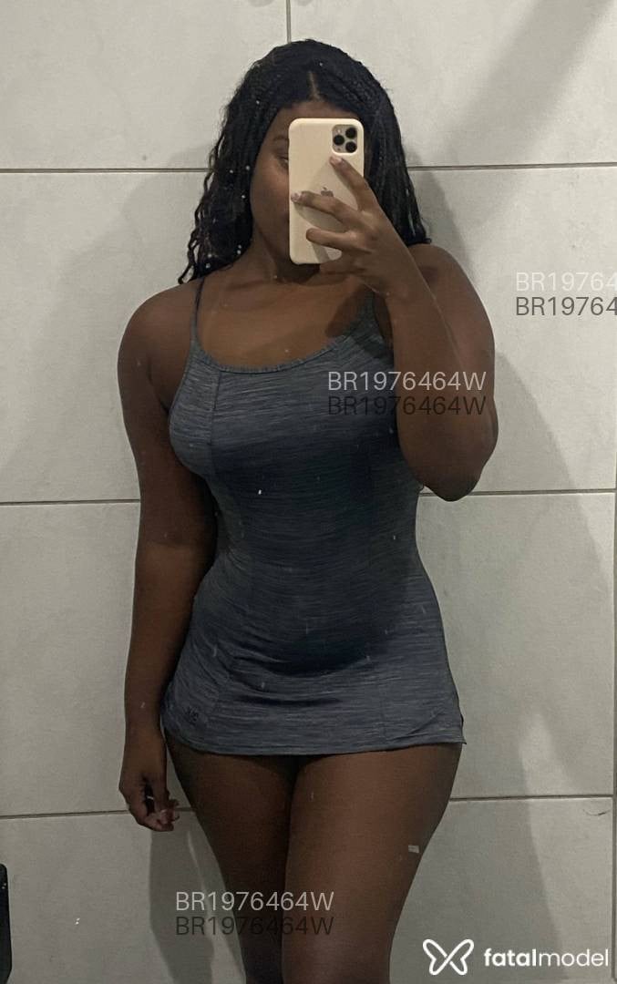 Acompanhante mulher com cabelo castanho de olhos castanhos em Contagem - Soraya