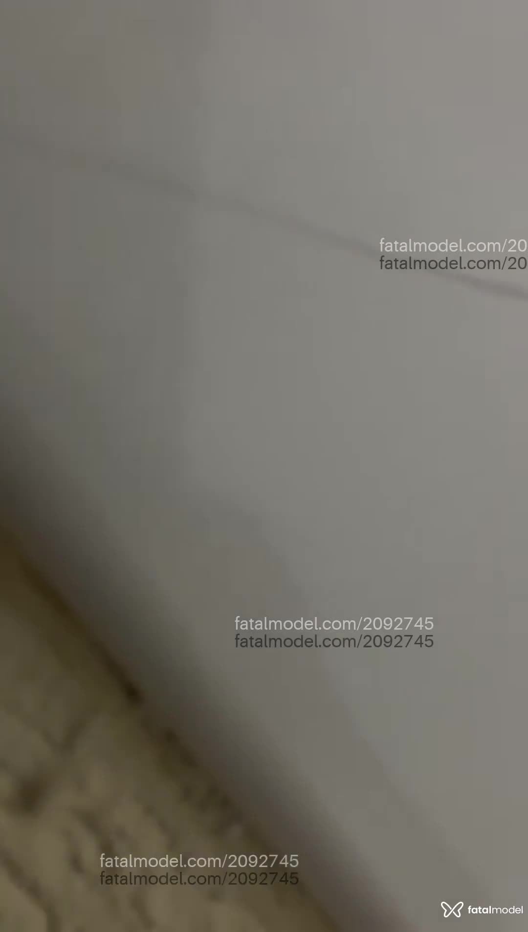 Acompanhante mulher com cabelo castanho de olhos mel - Donas