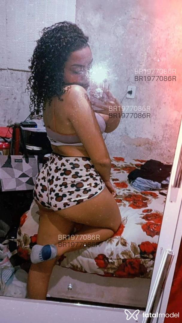 Acompanhante mulher morena (o) de olhos castanhos em Querência - Karen santos