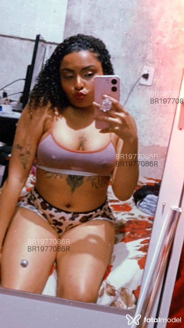 Acompanhante mulher morena (o) de olhos castanhos em Querência - Karen santos