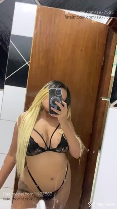 Acompanhante mulher loira (o) de olhos pretos em Catalão - Bruninha