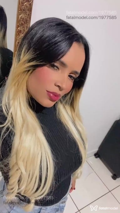 Acompanhante mulher loira (o) de olhos pretos em Itumbiara Acompanhante mulher loira (o) de olhos pretos em Itumbiara - Bruninha