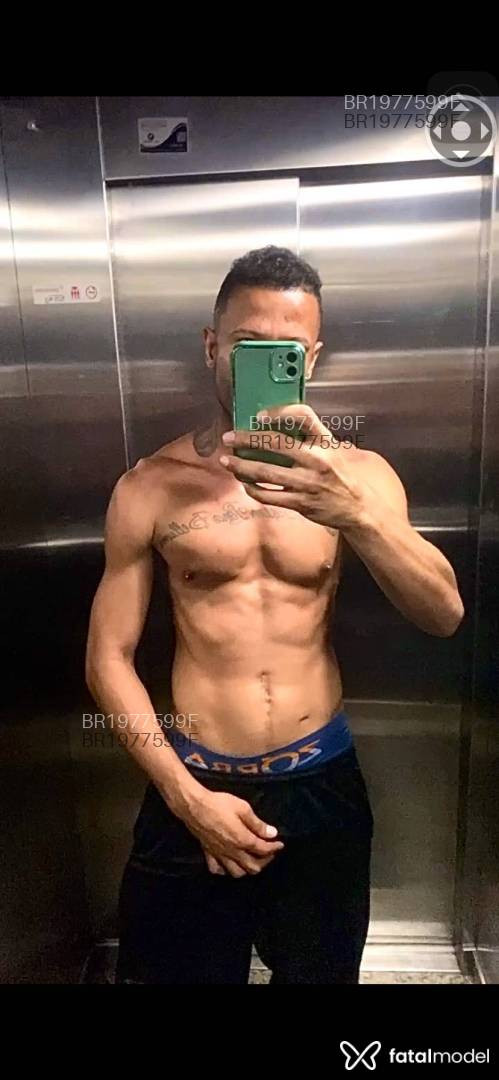 Acompanhante homem morena (o) de olhos castanhos em Rio de Janeiro - Paulo Brificado