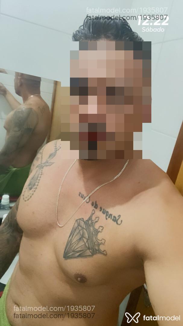 Acompanhante homem com cabelo castanho de olhos castanhos - Rogerio Acompanhante homem com cabelo castanho de olhos castanhos - Rogerio