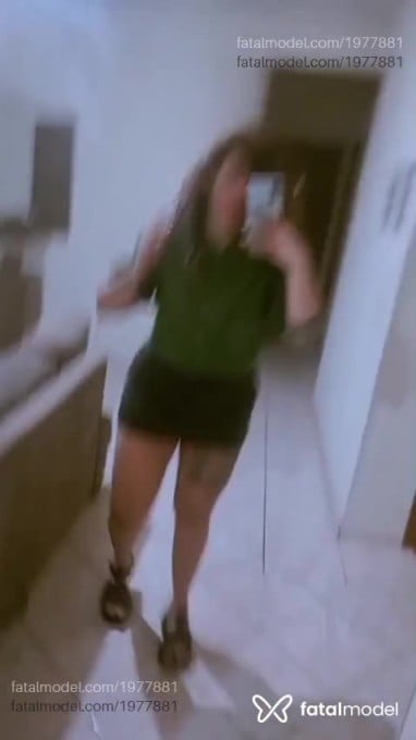 Acompanhante mulher loira (o) de olhos castanhos em Maringá - Gabrielle Braga