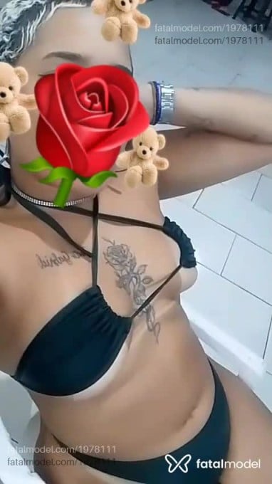 Acompanhante mulher loira (o) de olhos castanhos em Rio de Janeiro Acompanhante mulher loira (o) de olhos castanhos em Rio de Janeiro - Kelly