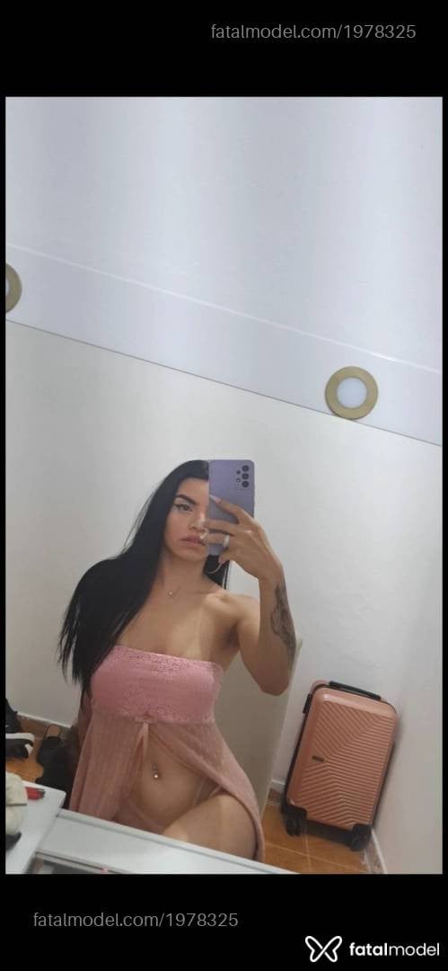 Acompanhante mulher morena (o) de olhos castanhos - Soffie