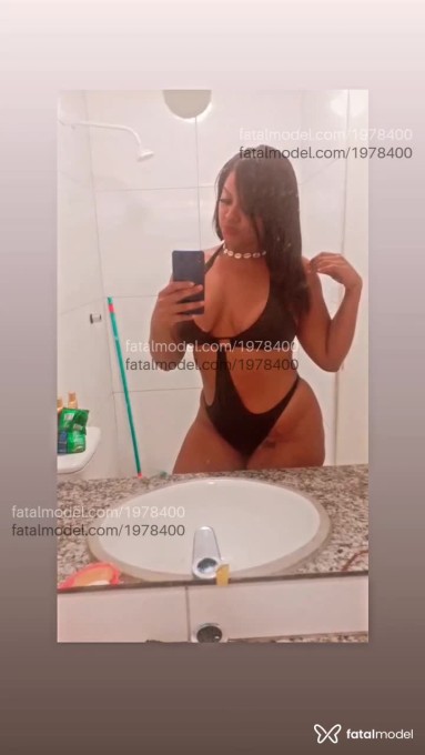 Acompanhante mulher com cabelo castanho de olhos castanhos em Belém - Camila Queiroz