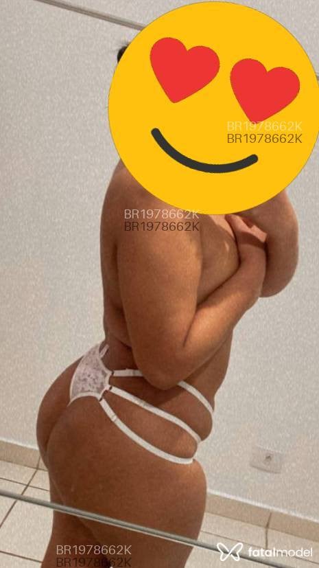 Acompanhante mulher morena (o) de olhos castanhos em São Paulo - Chloe