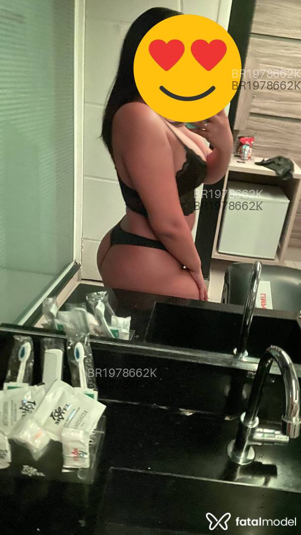 Acompanhante mulher morena (o) de olhos castanhos em São Paulo - Chloe