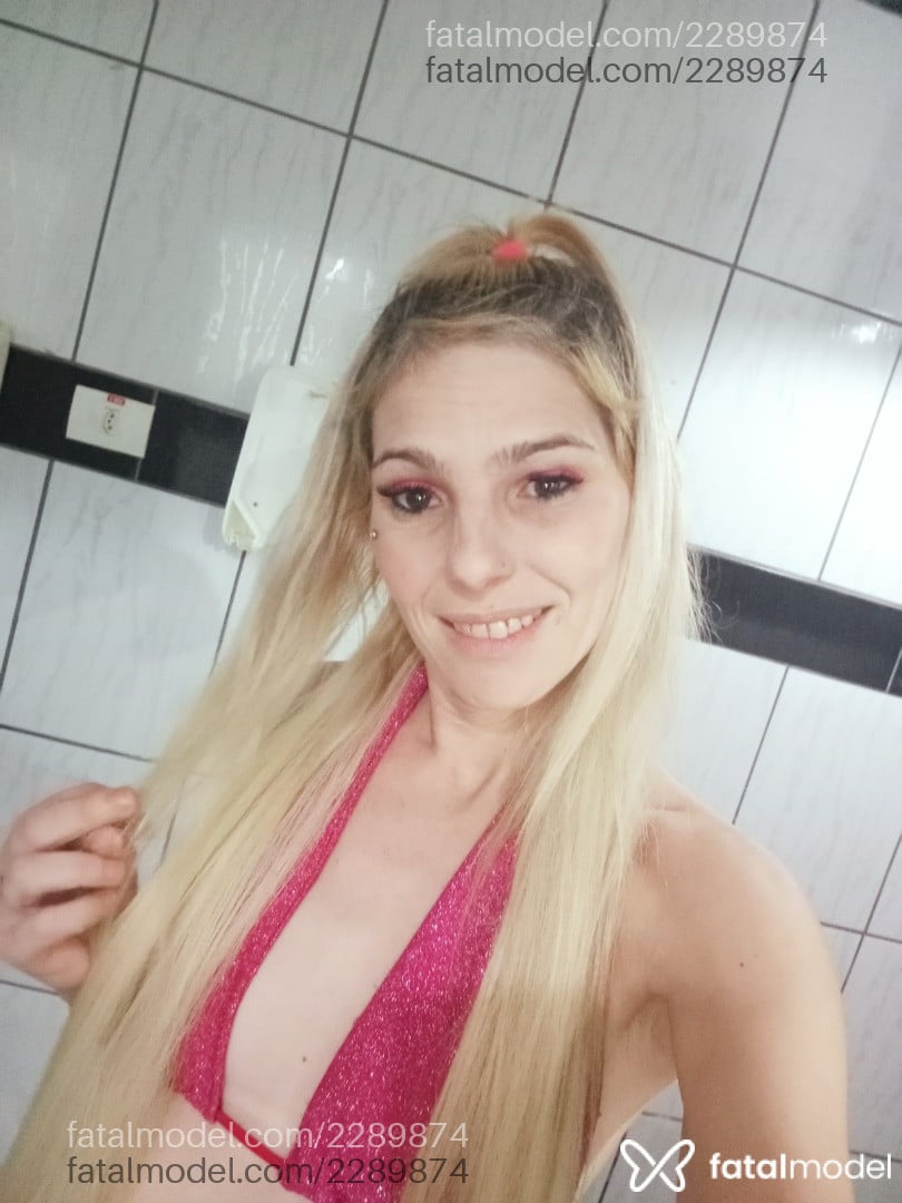 Acompanhante mulher loira (o) de olhos castanhos em Piracicaba Acompanhante mulher loira (o) de olhos castanhos em Piracicaba - Isabella
