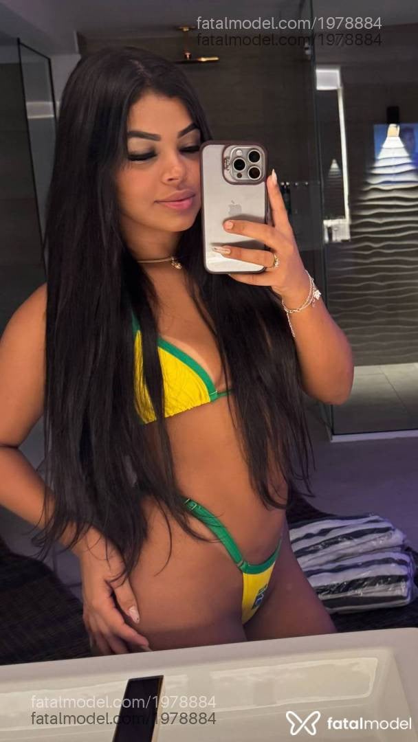 Acompanhante mulher morena (o) de olhos castanhos em Rio de Janeiro - Laís