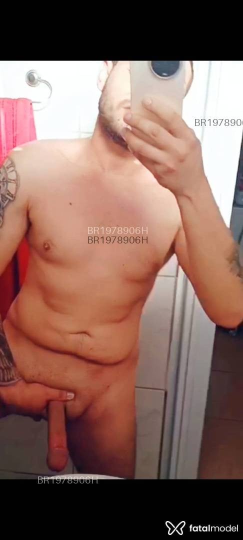 Acompanhante homem morena (o) de olhos castanhos - Jhonny Modelo Acompanhante homem morena (o) de olhos castanhos - Jhonny Modelo