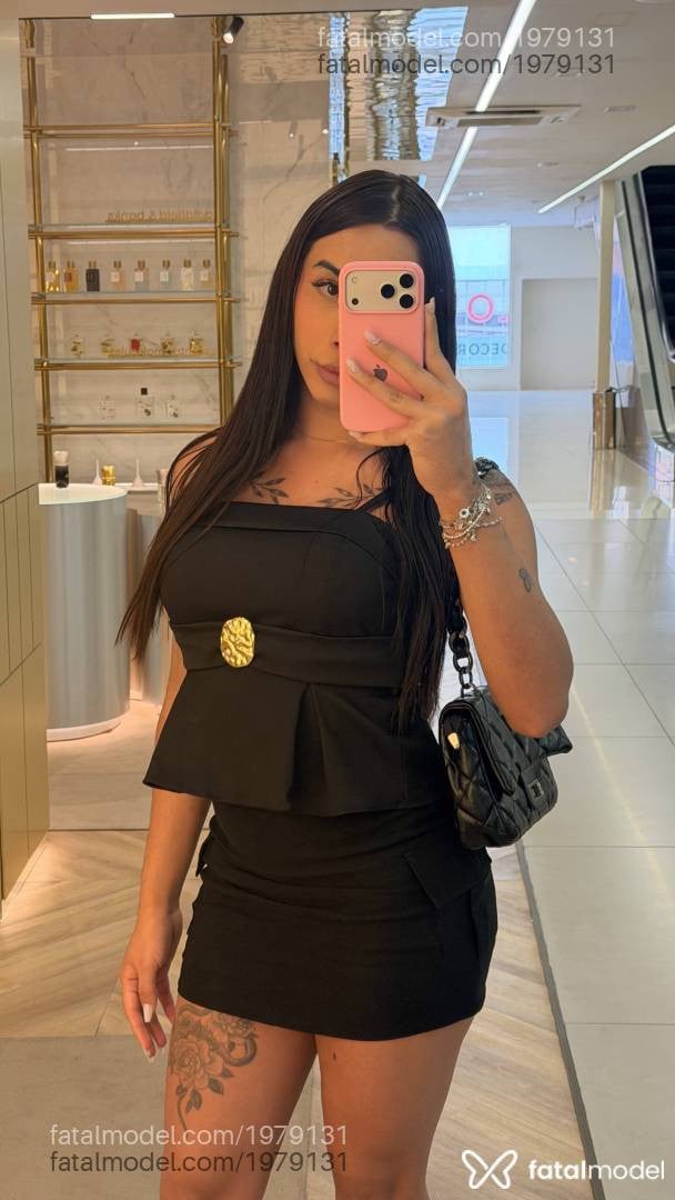 Acompanhante mulher trans morena (o) de olhos castanhos - Ortis