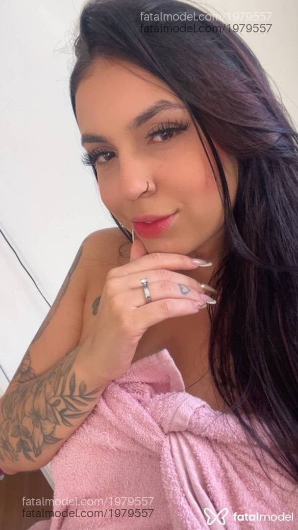 Acompanhante mulher morena (o) de olhos castanhos - Alicia Miller