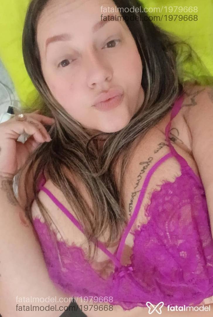 Acompanhante mulher loira (o) de olhos castanhos em Manhuaçu - Bruninha