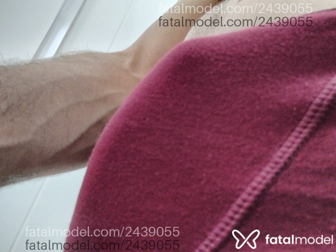 Acompanhante homem com cabelo castanho de olhos castanhos em Ponta Porã Acompanhante homem com cabelo castanho de olhos castanhos em Ponta Porã - Rodrigo
