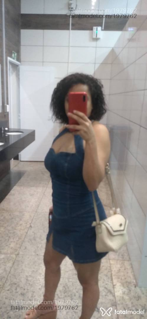 Acompanhante mulher morena (o) de olhos castanhos - Ariany Acompanhante mulher morena (o) de olhos castanhos - Ariany