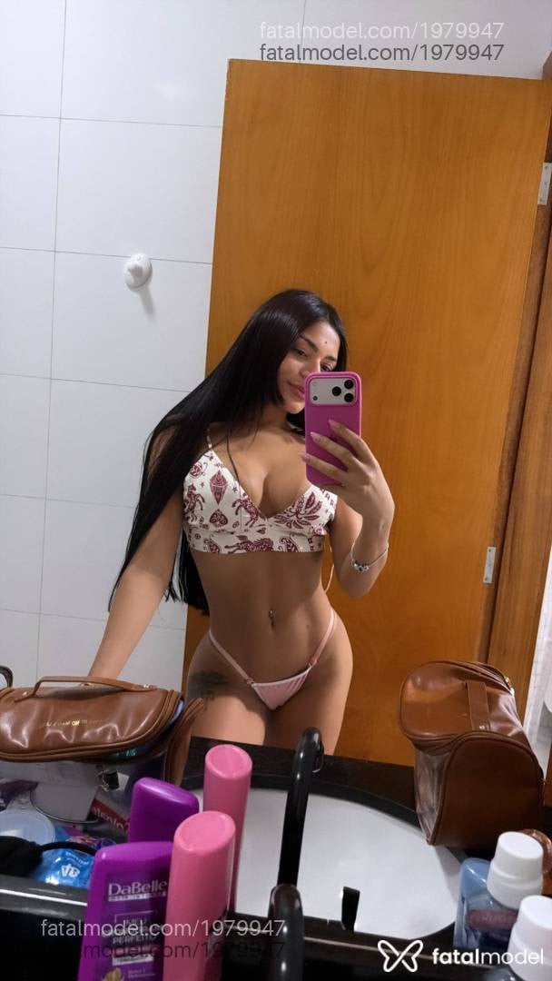 Acompanhante mulher morena (o) de olhos pretos em Sapezal - Daniele