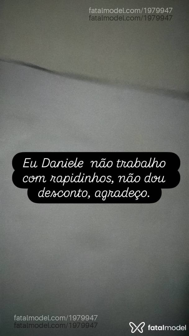 Acompanhante mulher morena (o) de olhos pretos - Daniele