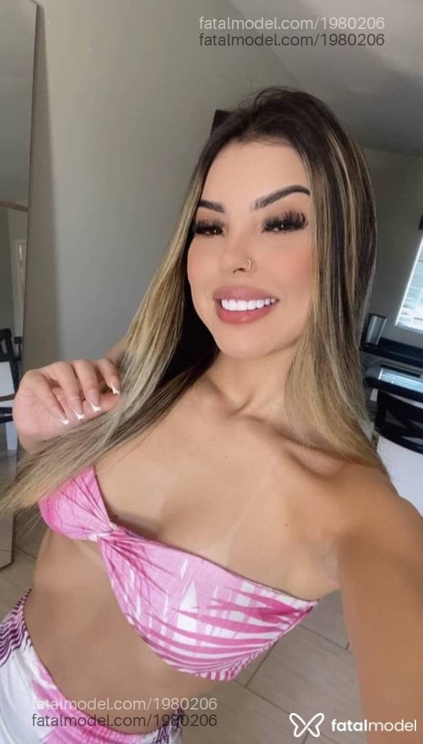 Acompanhante mulher loira (o) de olhos pretos em São Bento do Sul - Mirela