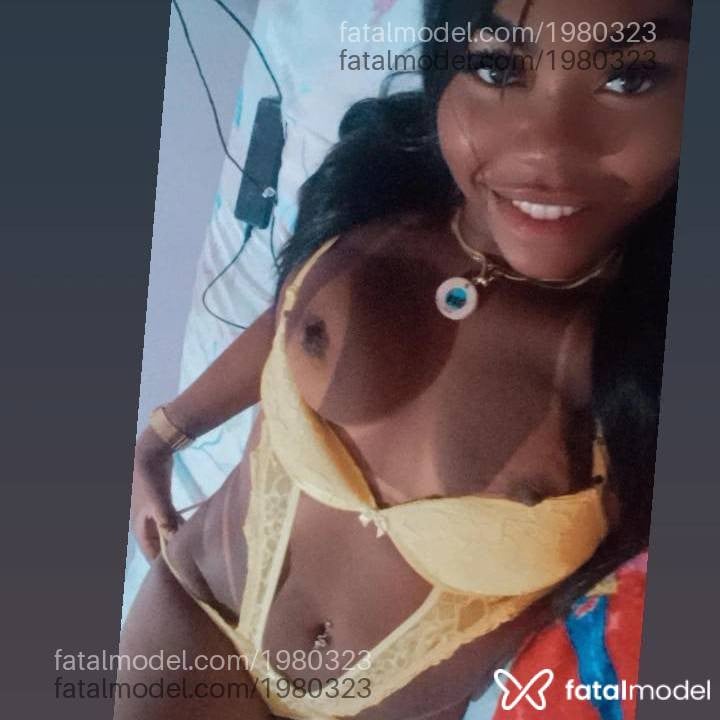Acompanhante mulher morena (o) de olhos pretos - Brenda Cardoso