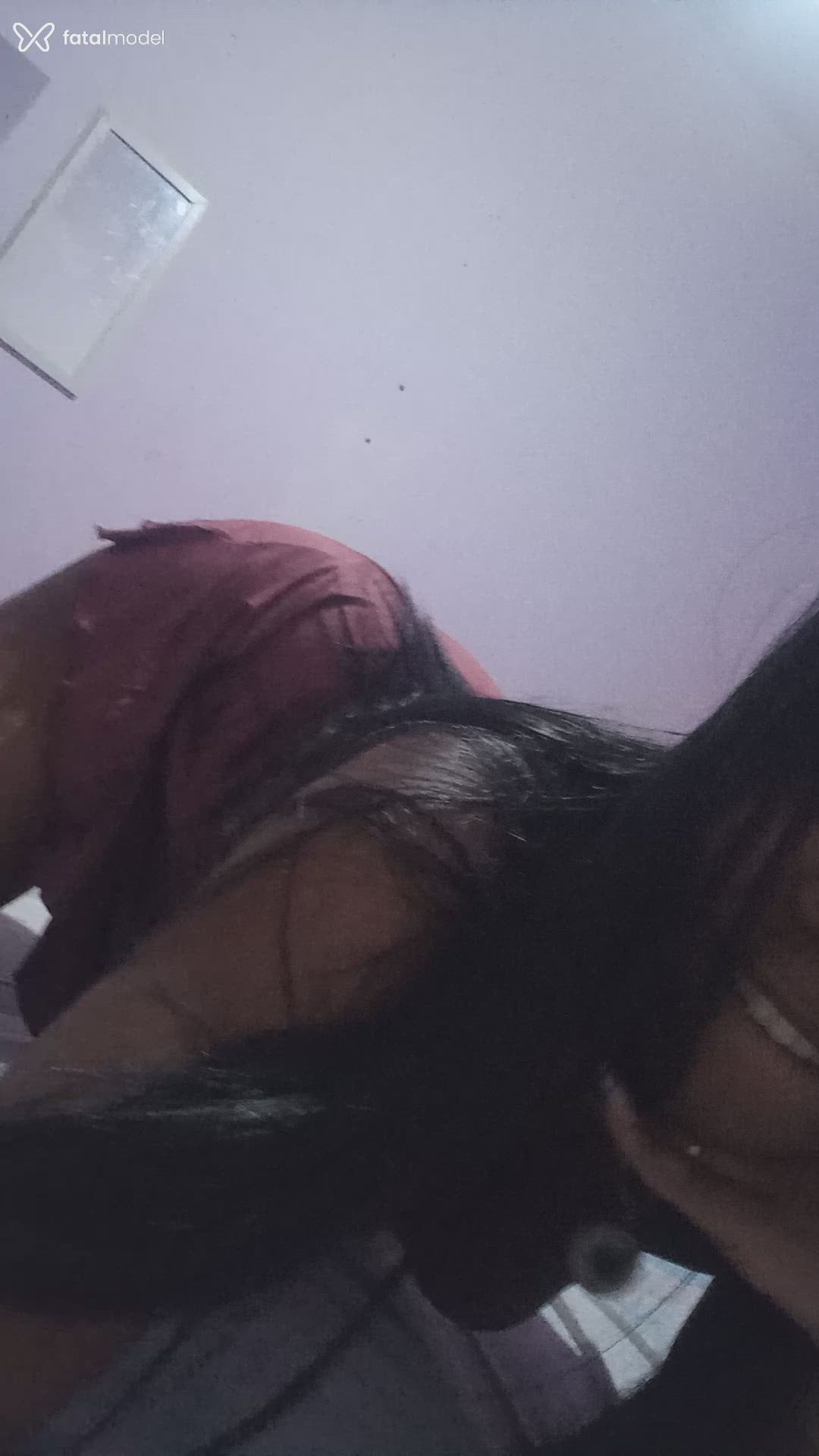 Acompanhante mulher morena (o) de olhos pretos - Brenda Cardoso
