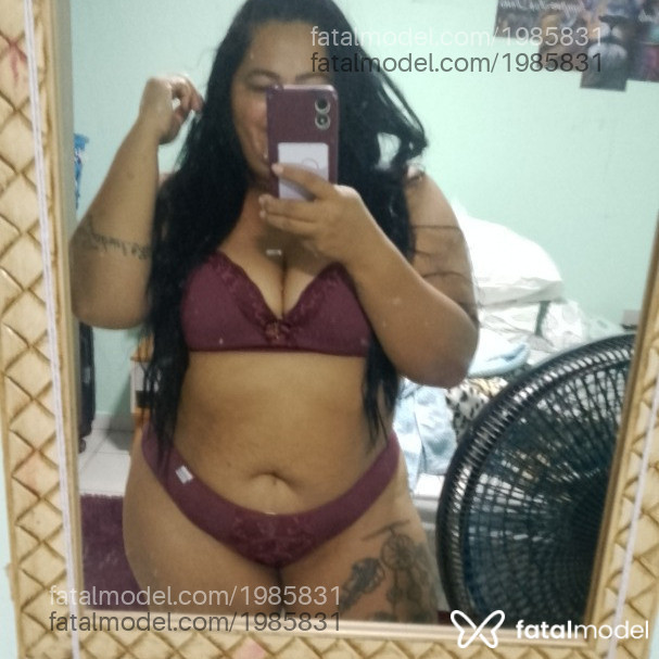 Acompanhante mulher morena (o) de olhos castanhos em Caldas Novas Acompanhante mulher morena (o) de olhos castanhos em Caldas Novas - Jague