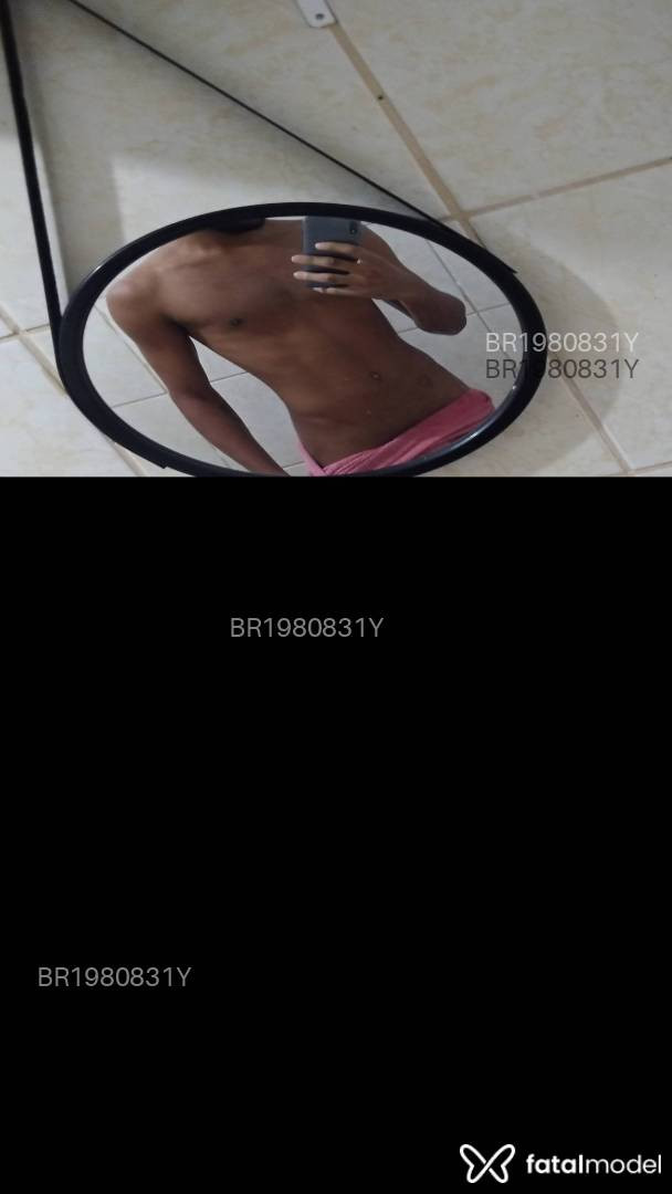 Acompanhante homem com cabelo castanho de olhos castanhos em Rio de Janeiro - William Lopes