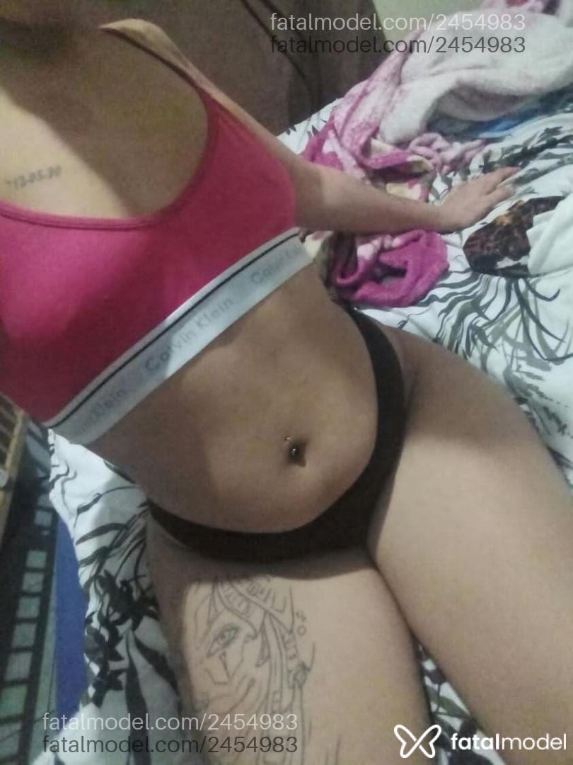 Acompanhante mulher morena (o) de olhos castanhos em Virtual - Beatriz