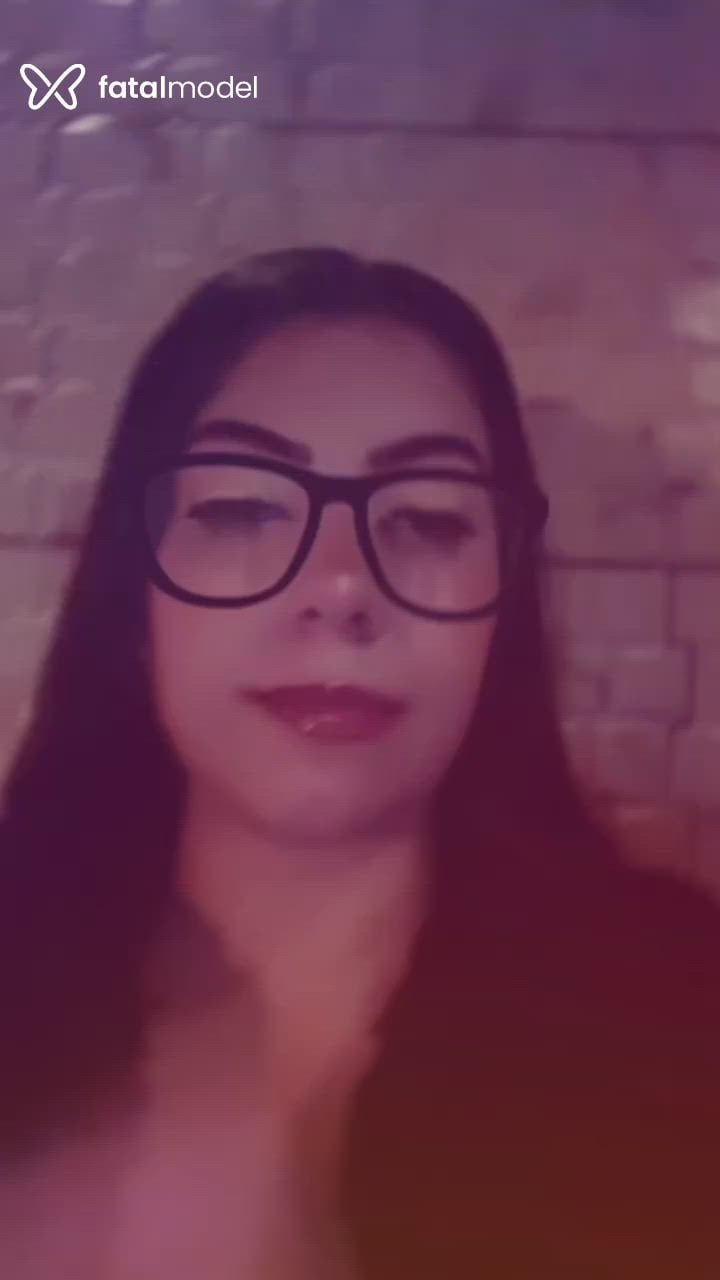 Acompanhante mulher com cabelo castanho de olhos castanhos - Sabrina Lopez