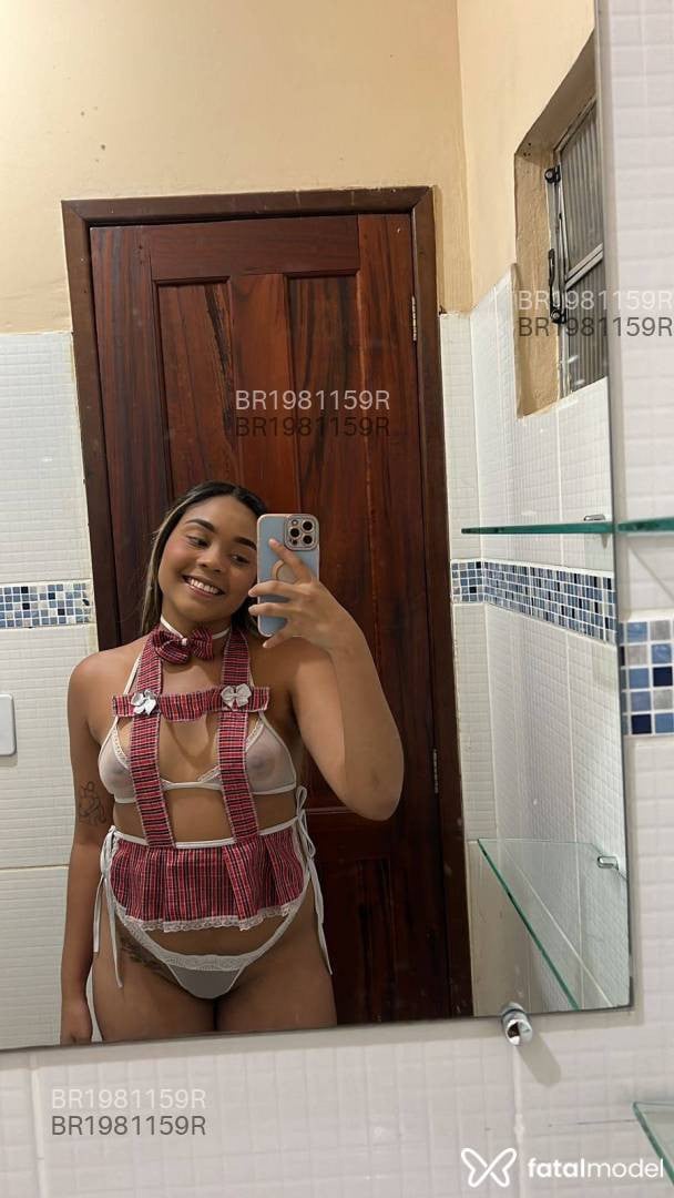 Acompanhante mulher loira (o) de olhos castanhos em Itaituba - Agata