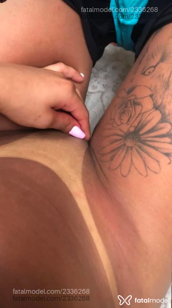 Acompanhante mulher com cabelo castanho de olhos pretos em João Monlevade Acompanhante mulher com cabelo castanho de olhos pretos em João Monlevade - Mel Braz
