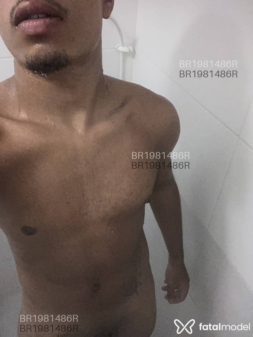 Acompanhante homem morena (o) de olhos castanhos em Rio de Janeiro - Shock