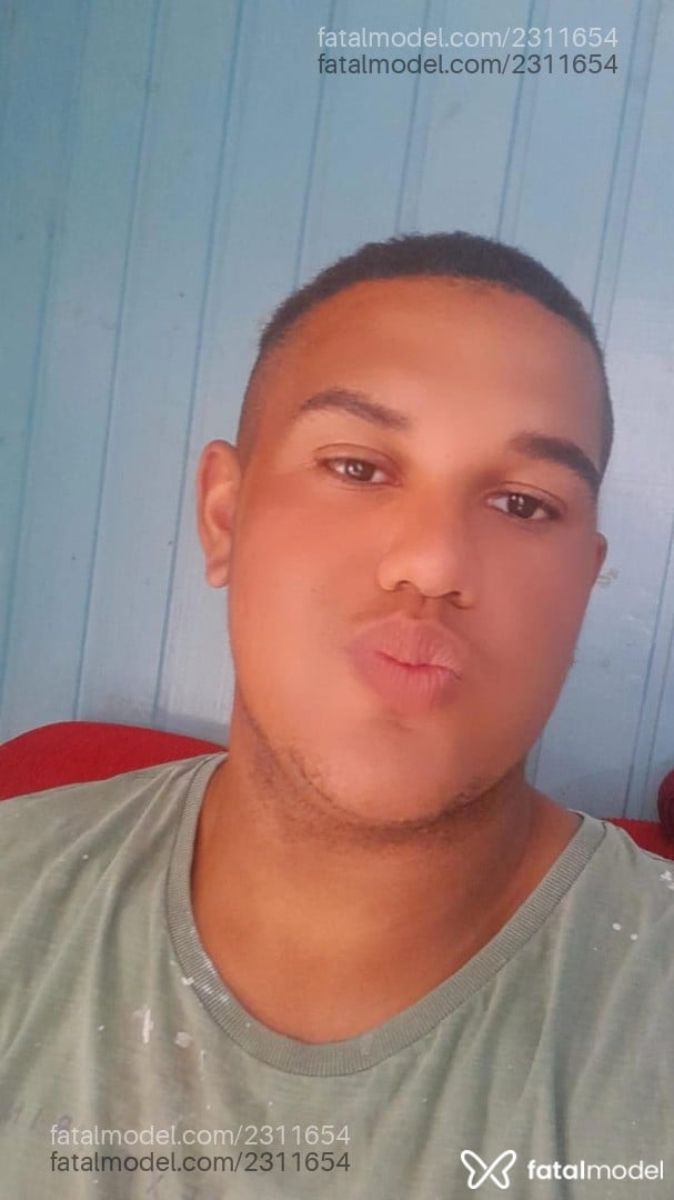 Acompanhante homem morena (o) de olhos pretos em Santo Antônio da Patrulha - Vitao