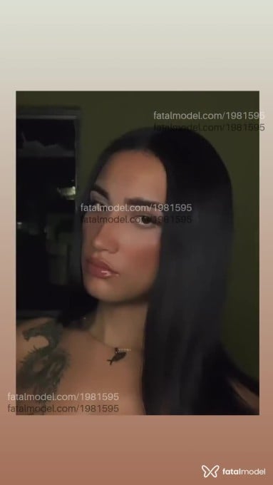 Acompanhante mulher trans morena (o) de olhos castanhos em Duque de Caxias - Brunna Rodrigues