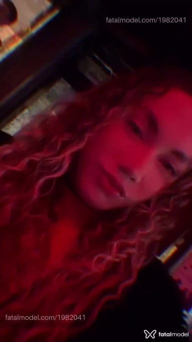 Acompanhante mulher trans loira (o) de olhos castanhos em Gramado - Ágatha