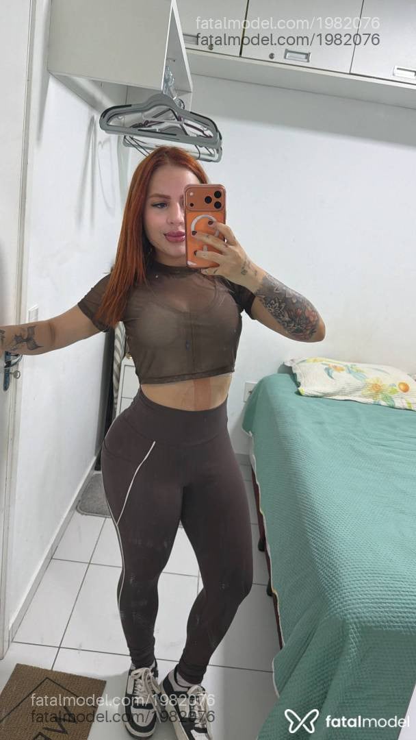 Acompanhante mulher ruiva (o) de olhos verdes - Hanna Gomes