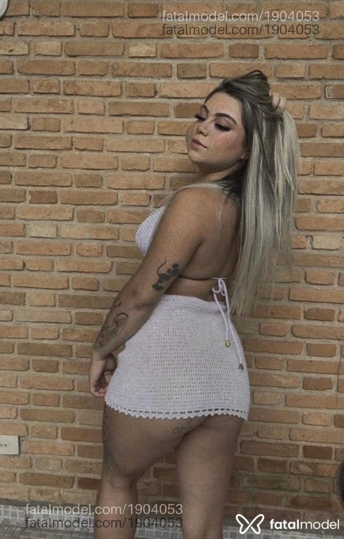 Acompanhante mulher morena (o) de olhos castanhos - Letícia Prado Acompanhante mulher morena (o) de olhos castanhos - Letícia Prado