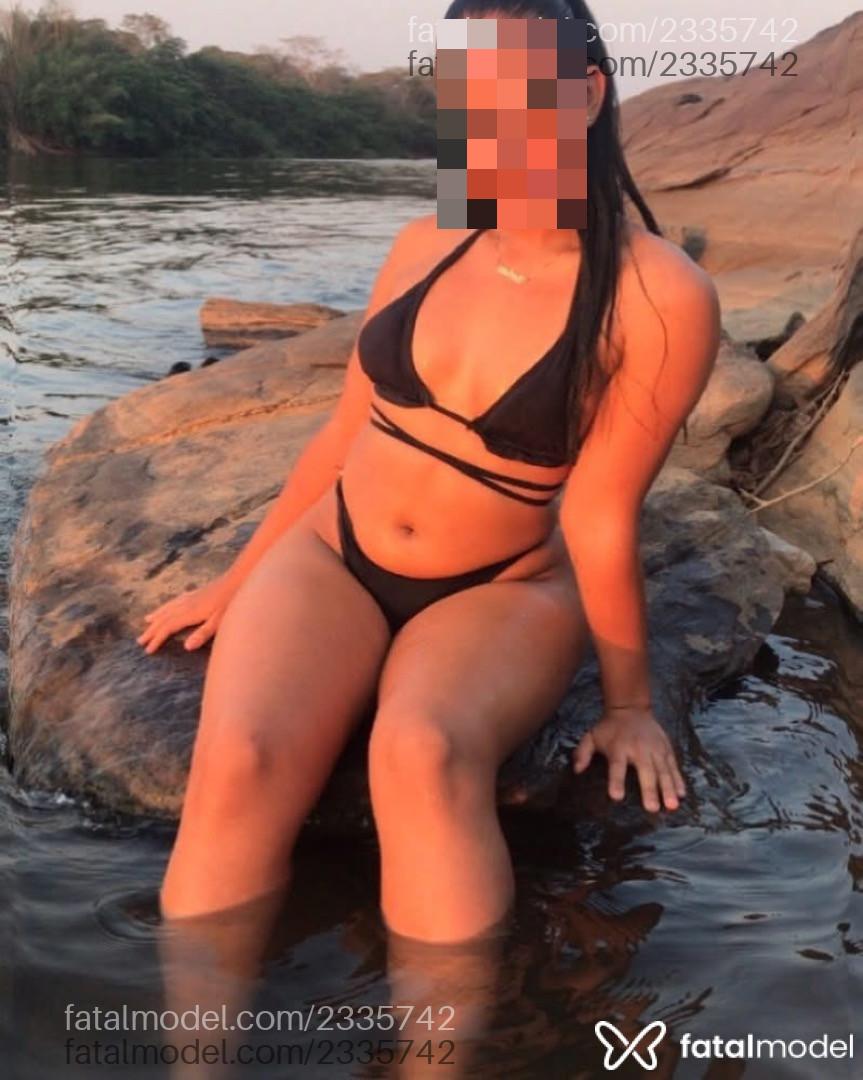 Acompanhante mulher morena (o) de olhos mel em Cuiabá - Vitória