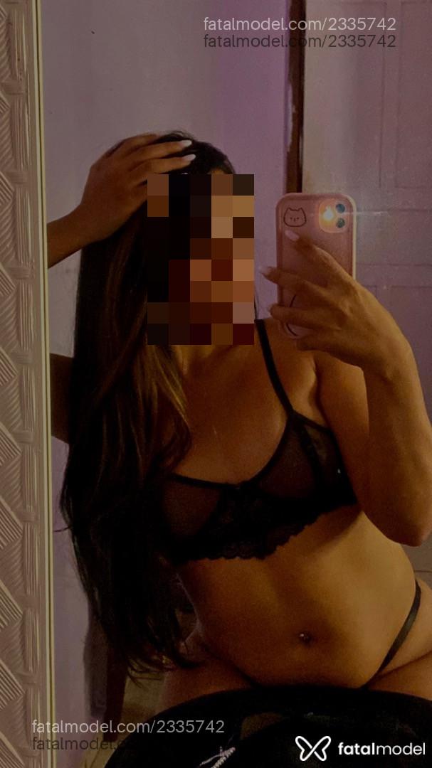 Acompanhante mulher morena (o) de olhos mel em Cuiabá - Vitória