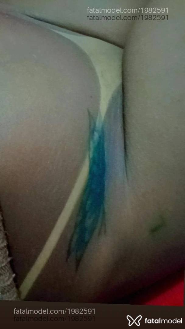Acompanhante mulher com cabelo castanho de olhos castanhos - NICOLLE