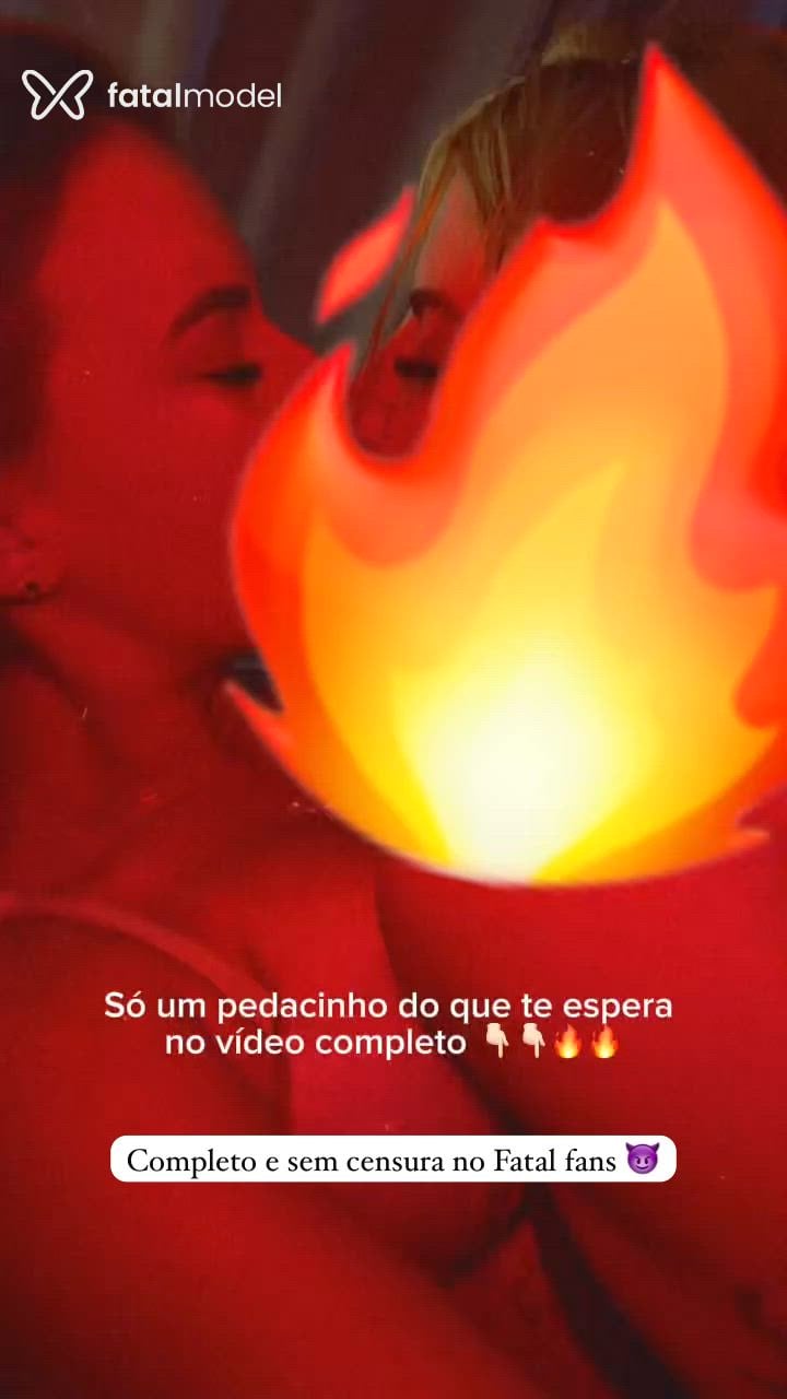 Acompanhante mulher loira (o) de olhos castanhos - Paola Stazaki Acompanhante mulher loira (o) de olhos castanhos - Paola Stazaki