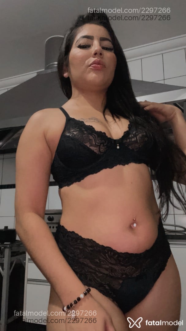 Acompanhante mulher com cabelo castanho de olhos castanhos em Jaboticabal - Rayane
